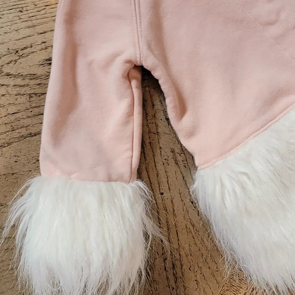 24 month blush pink with white fur jacket💞🤍